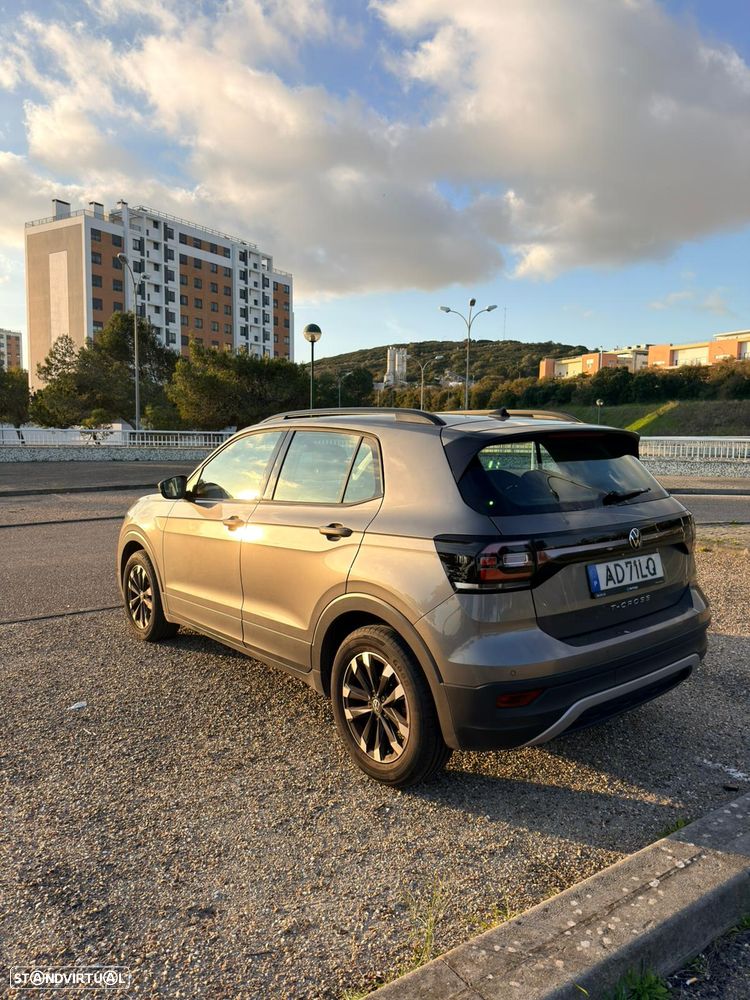 VW T-Cross 1.0 TSI Life - 42