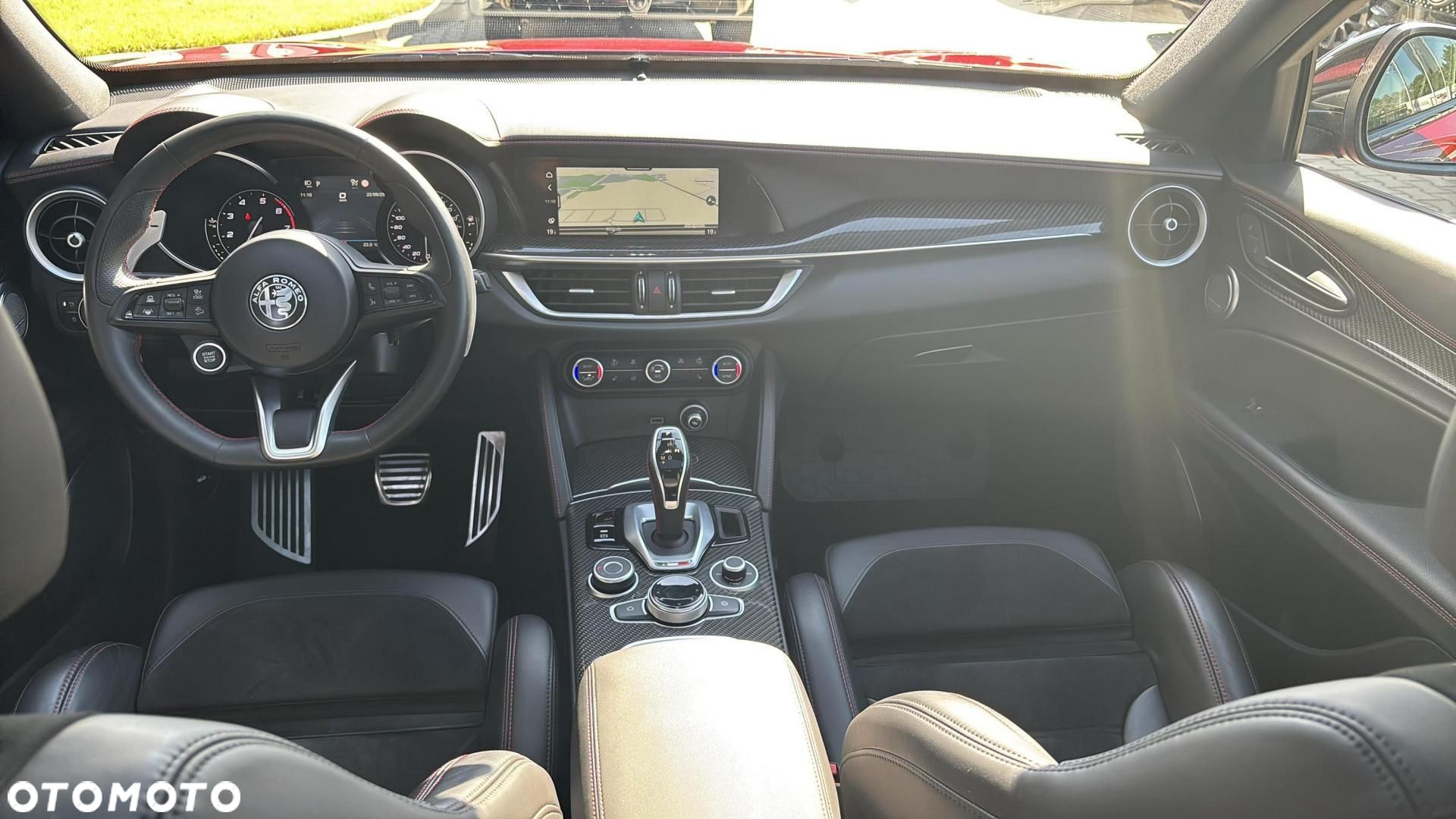 Alfa Romeo Stelvio - 17