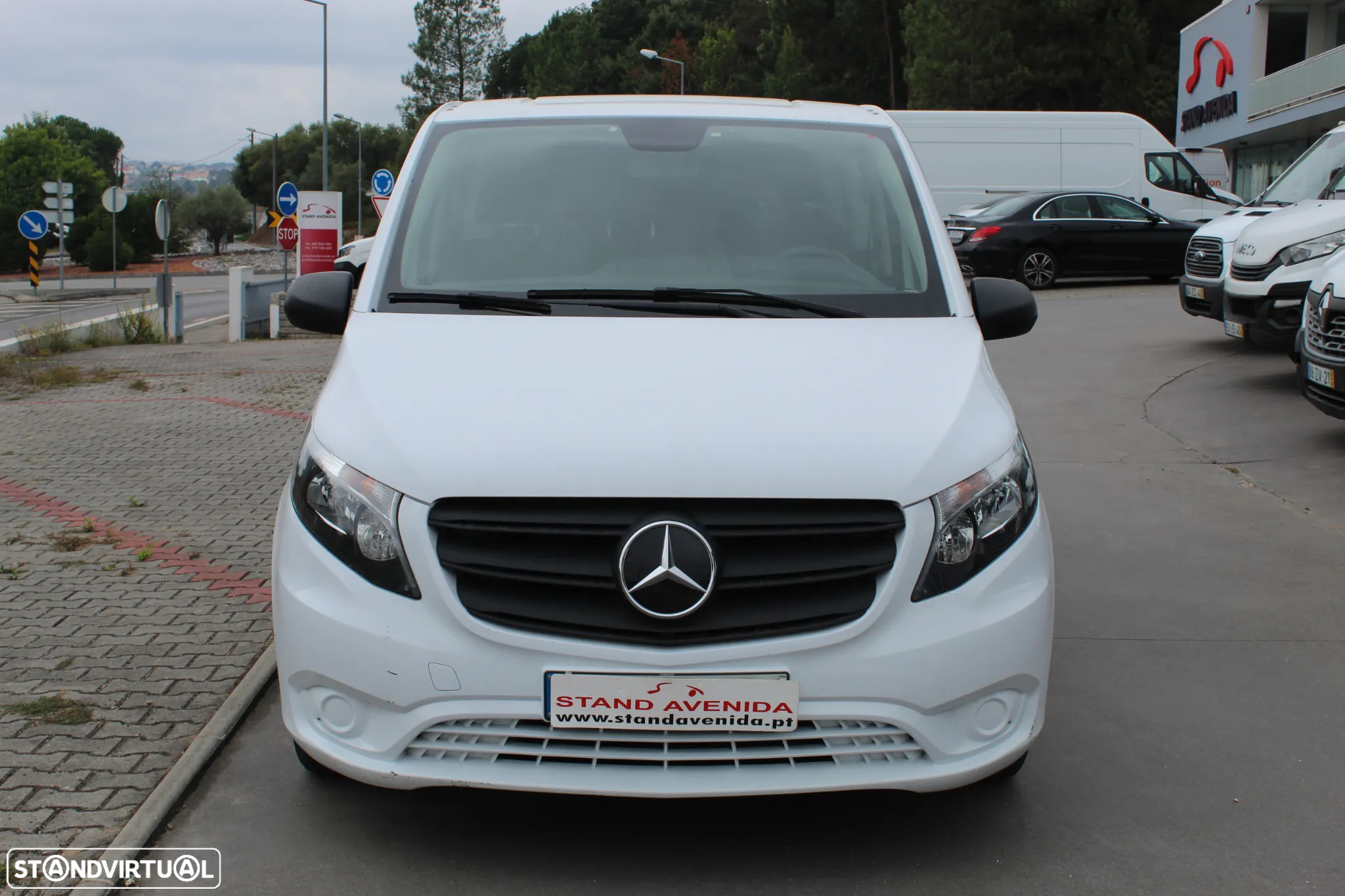 Mercedes-Benz Vito 110 CDi // 6 Lugares - 2