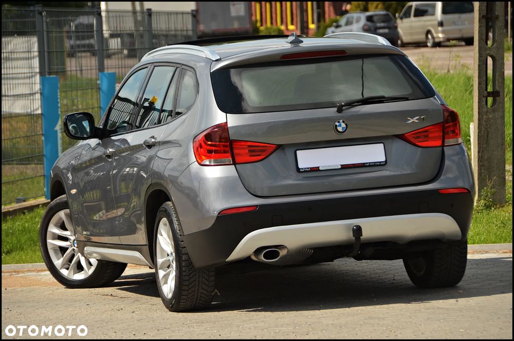 BMW X1 xDrive20d - 16