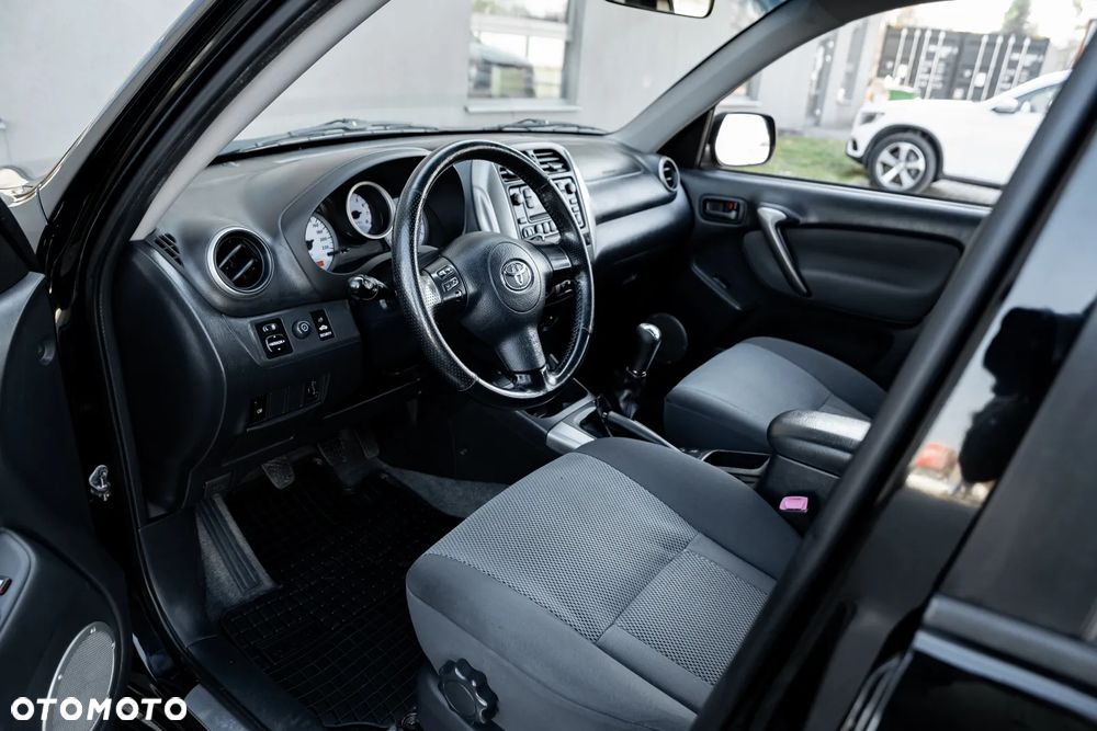 Toyota RAV4 4x4 Executive - 14