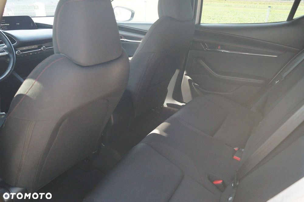 Mazda 3 - 15