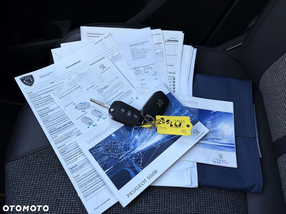 Peugeot 5008 1.2 PureTech Allure S&S EAT8 - 35