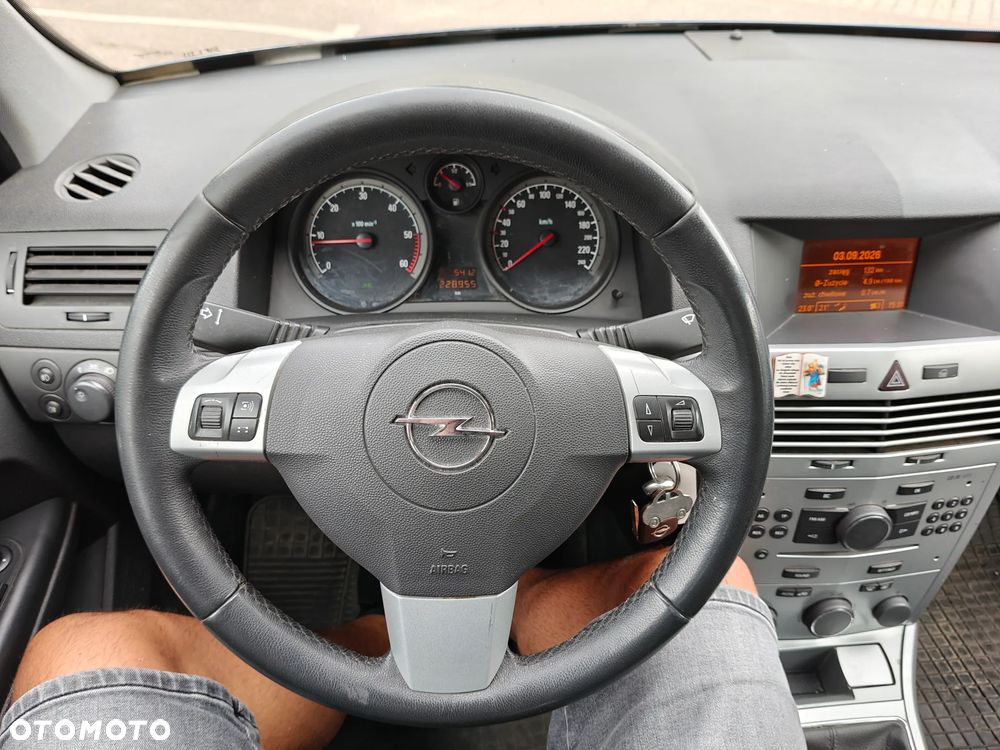 Opel Astra 1.7 CDTI DPF - 5