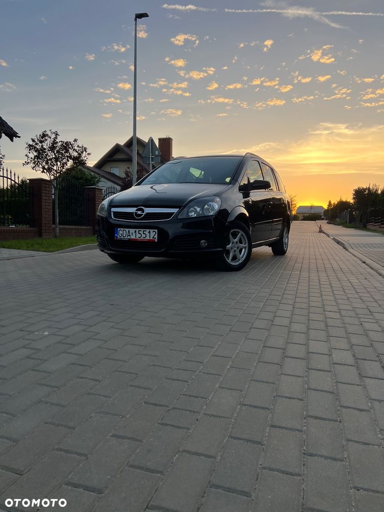 Opel Zafira - 23