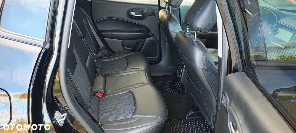Jeep Compass 1.4 TMair Limited 4WD S&S - 17