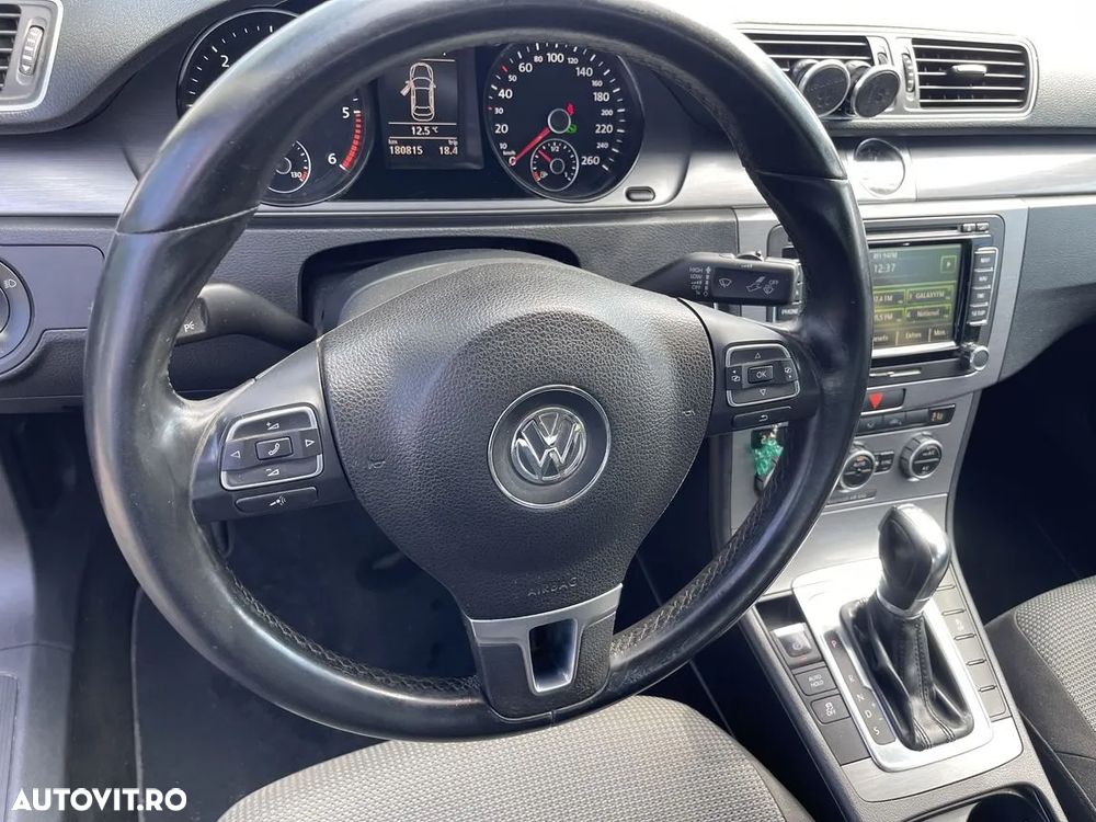 Volkswagen Passat 2.0 TDI BlueMotion Tehnology DSG Trendline - 11