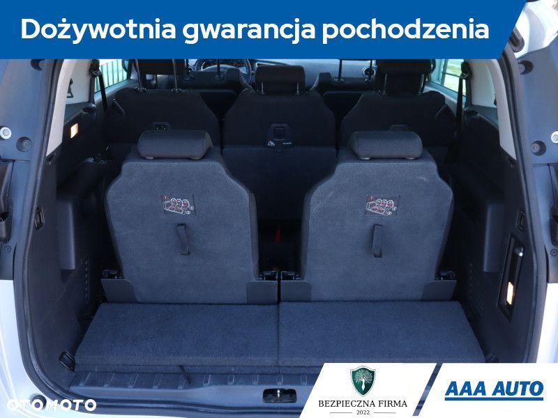 Peugeot 5008 - 21