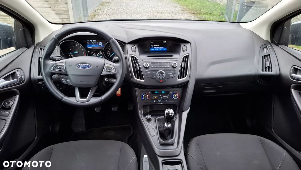Ford Focus - 18