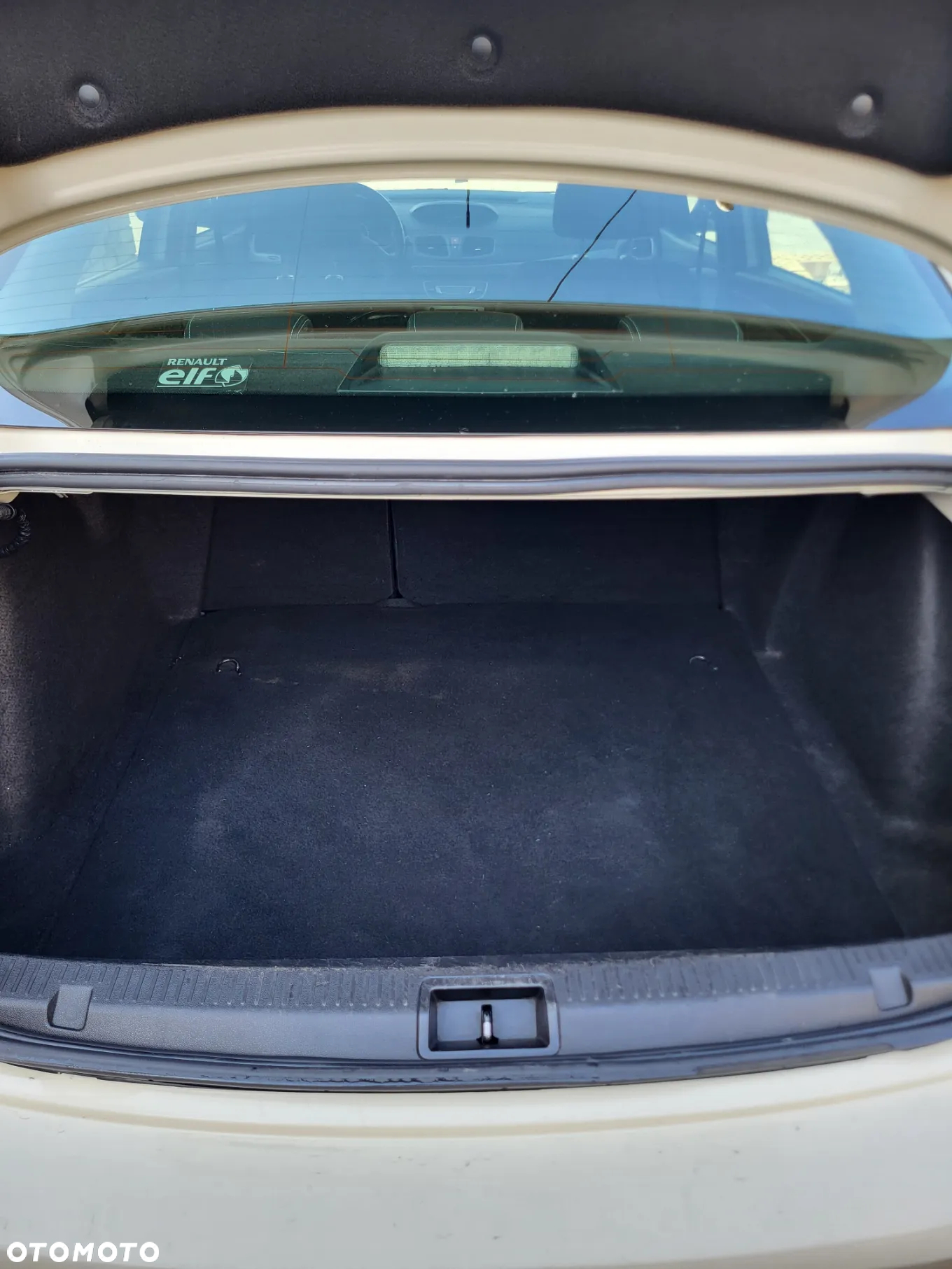 Renault Fluence - 16