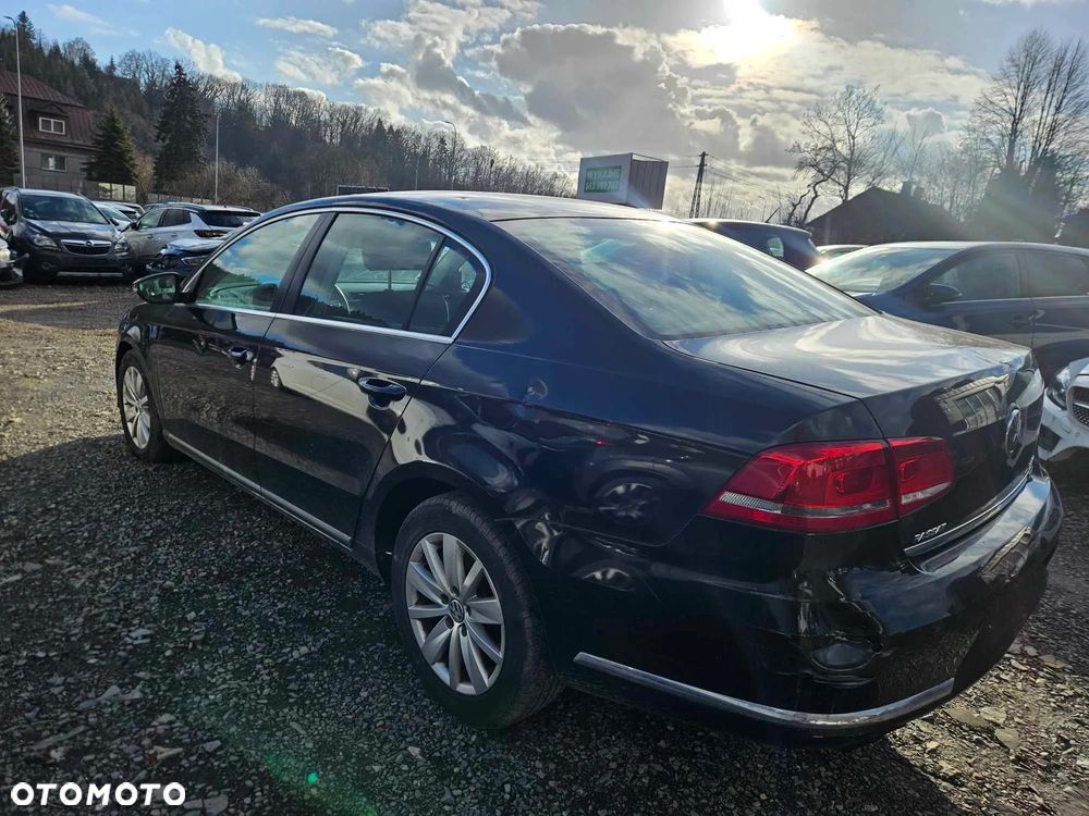 Volkswagen Passat 2.0 Blue TDI DSG SCR Highline - 2