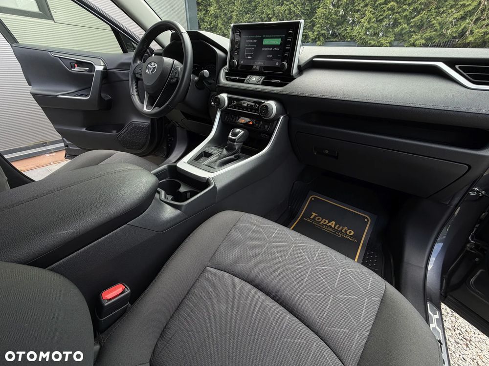 Toyota RAV4 - 16