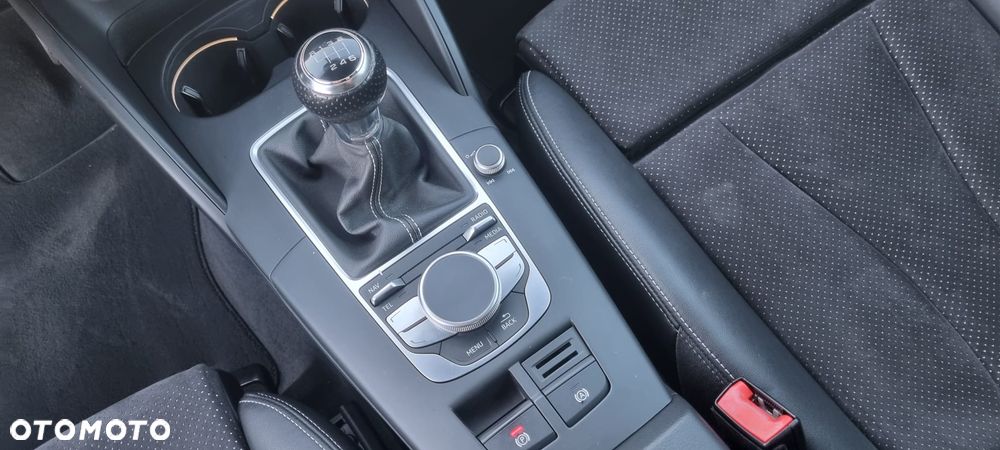 Audi A3 3-drzwiowe 2.0 TDI S line Sportpaket - 26