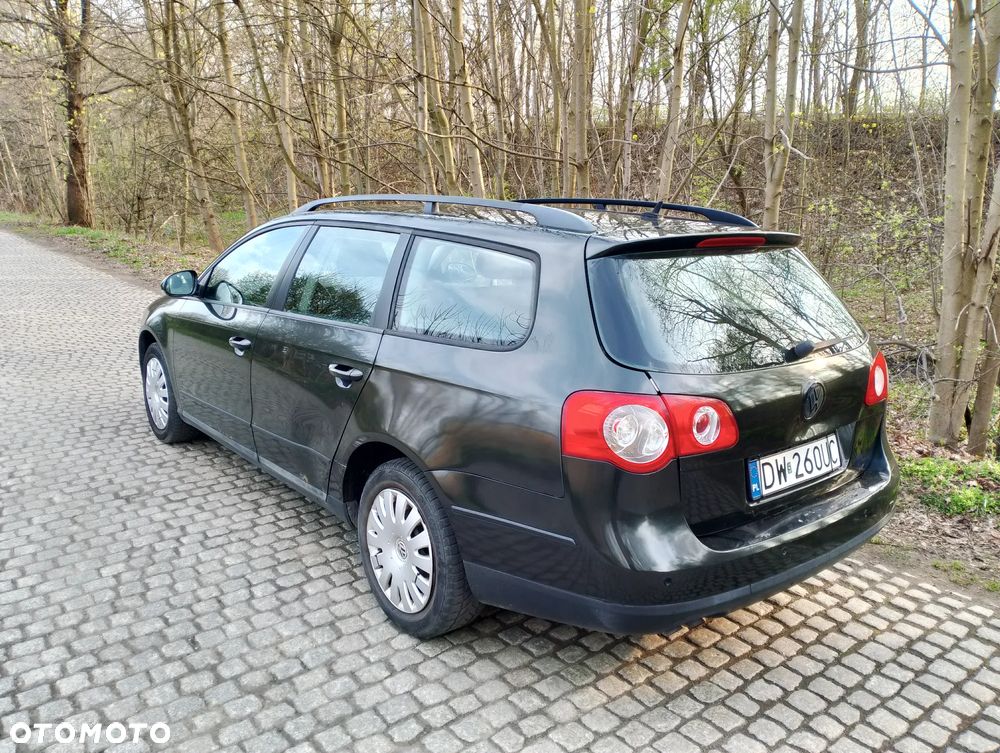 Volkswagen Passat 1.9 TDI DPF Comfortline - 6