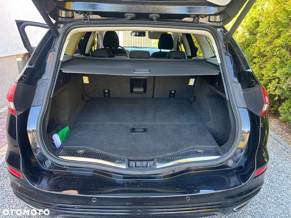 Ford Mondeo 2.0 EcoBlue Titanium - 16