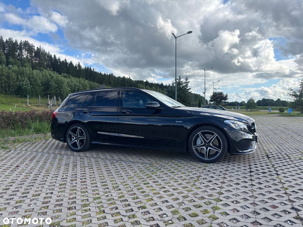 Mercedes-Benz Klasa C AMG 43 4-Matic - 3