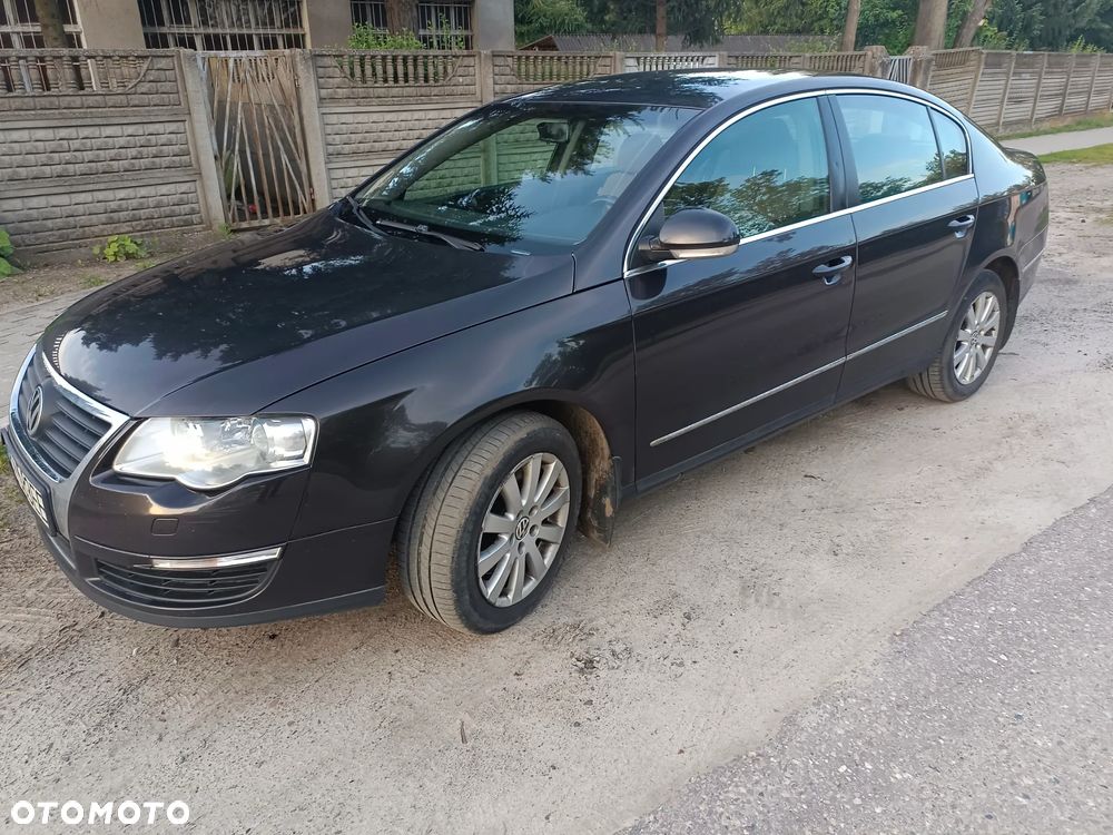 Volkswagen Passat 2.0 TDI Comfortline DSG - 1