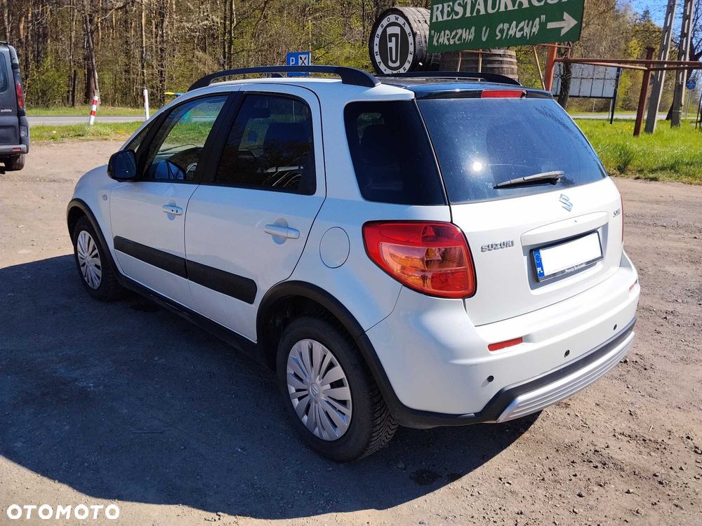 Suzuki SX4 - 8