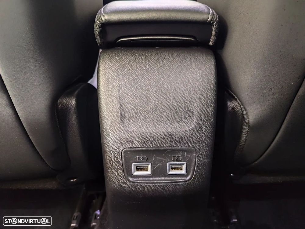 Peugeot 2008 1.2 PureTech Allure Pack - 28