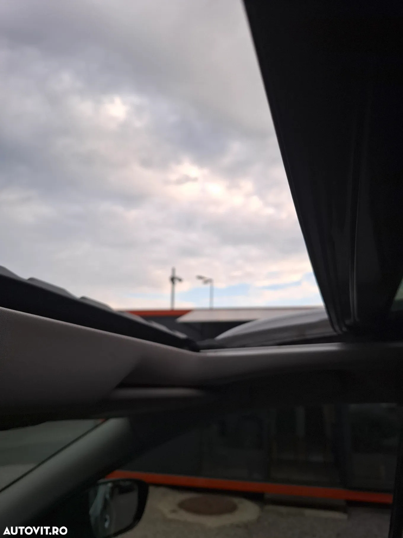 Nissan X-Trail 1.6 dCi N-Connecta - 17