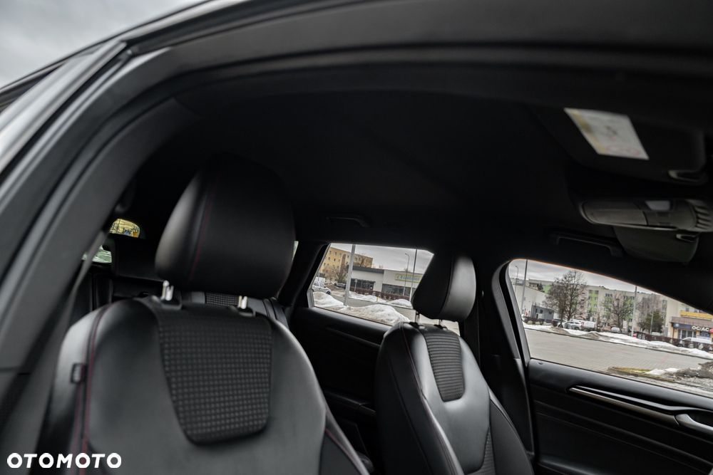 Ford Mondeo 2.0 EcoBlue ST-Line - 39
