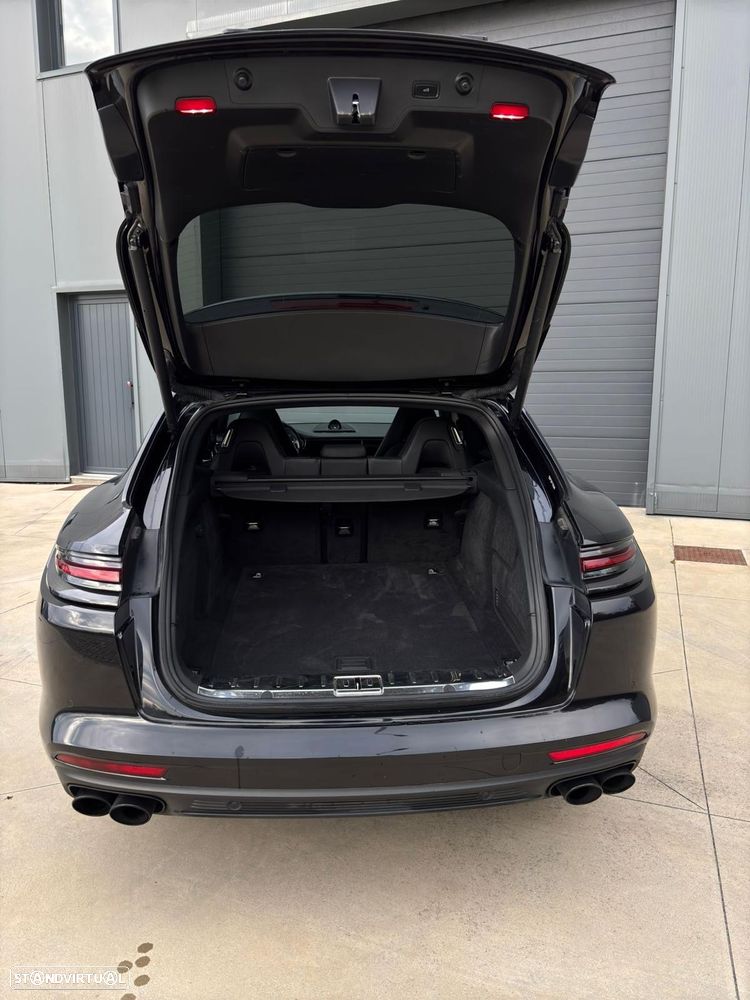 Porsche Panamera Sport Turismo - 4