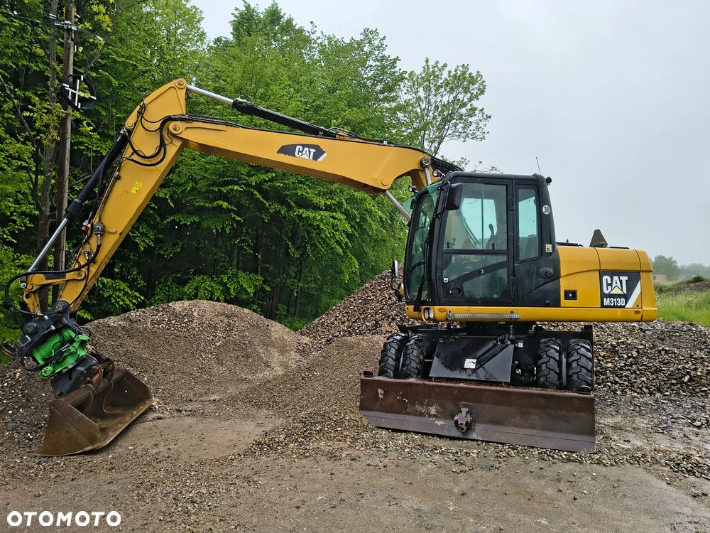 Caterpillar M313D - 1