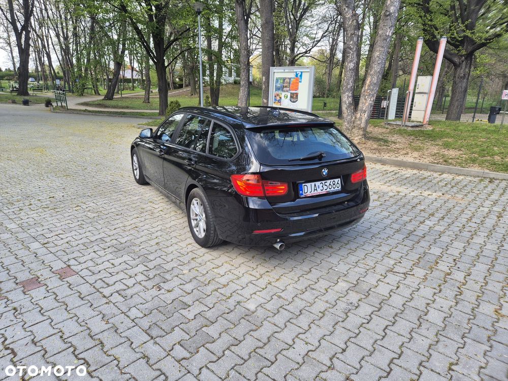BMW Seria 3 320d - 6