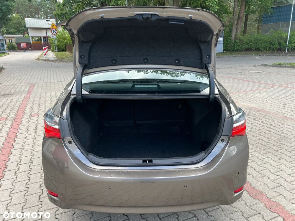 Toyota Corolla 1.6 Comfort MS - 13
