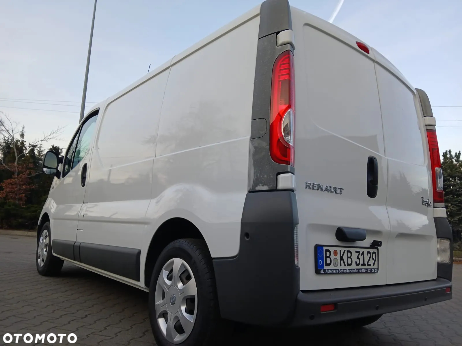Renault TRAFIC - 9