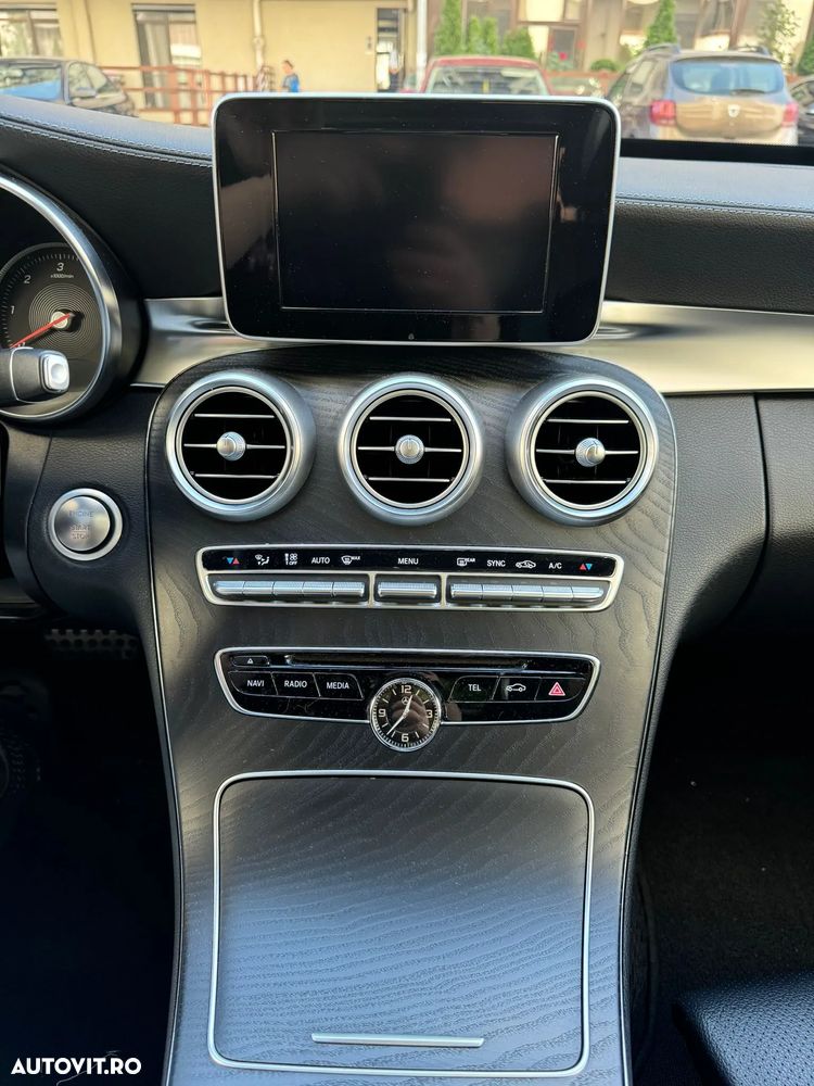 Mercedes-Benz C 300 h Aut. - 24