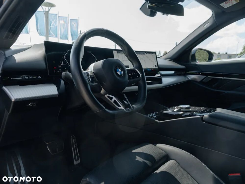 BMW Seria 5 520d xDrive mHEV M Sport - 5