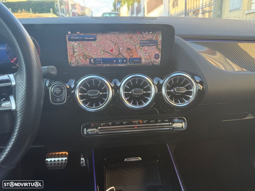 Mercedes-Benz GLA 180 d AMG Line - 10