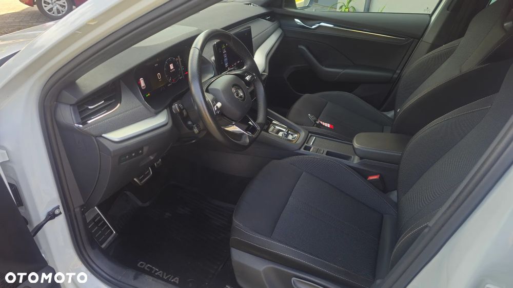 Skoda Octavia 2.0 TDI Selection DSG - 10