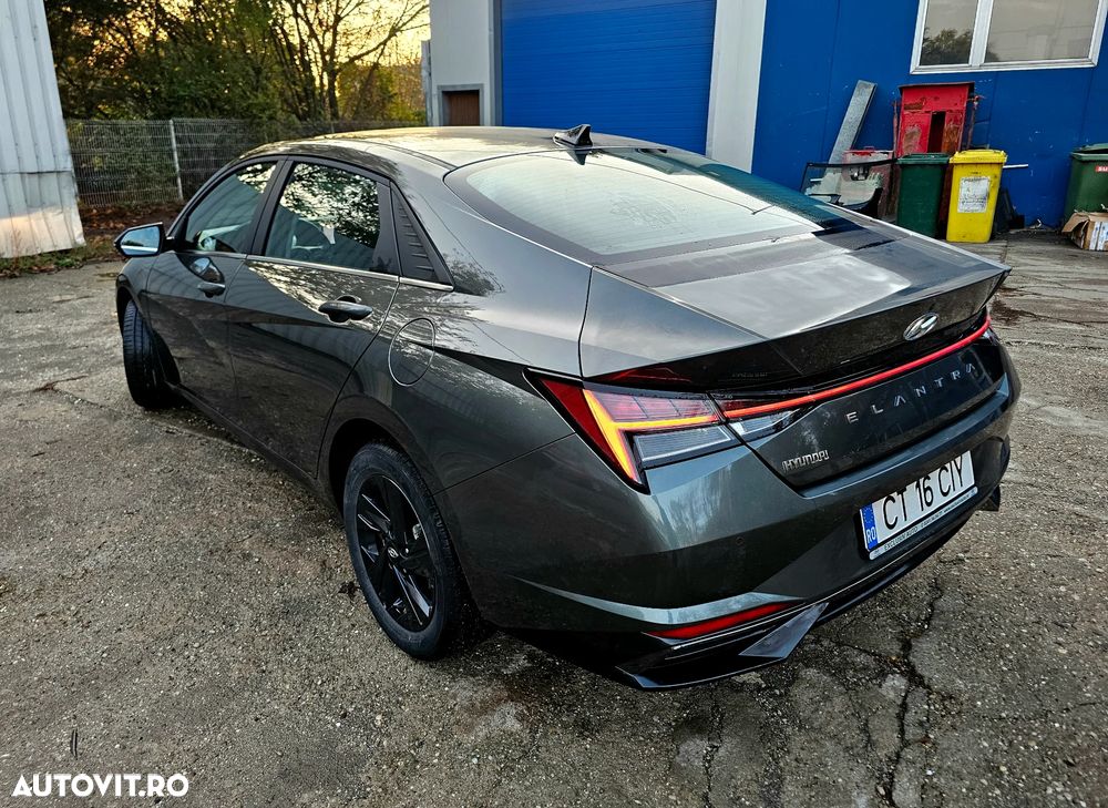 Hyundai Elantra 2023 photo 4