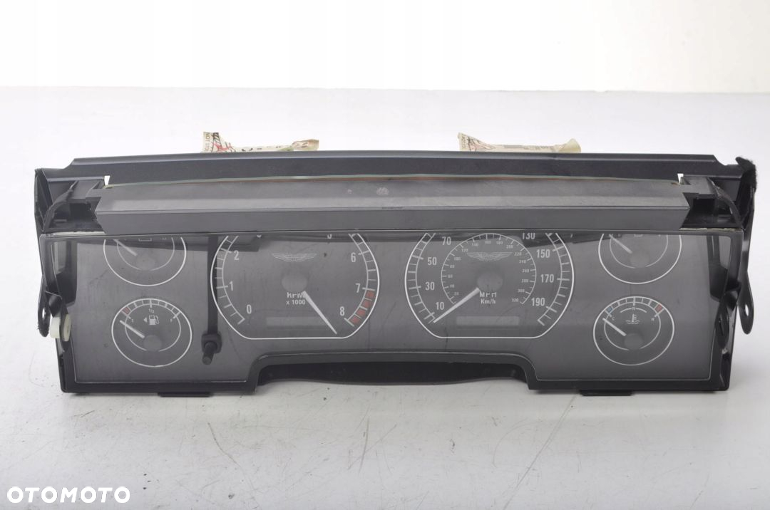 ASTON MARTIN DB7 5.9 LICZNIK ZEGARY UK - 3
