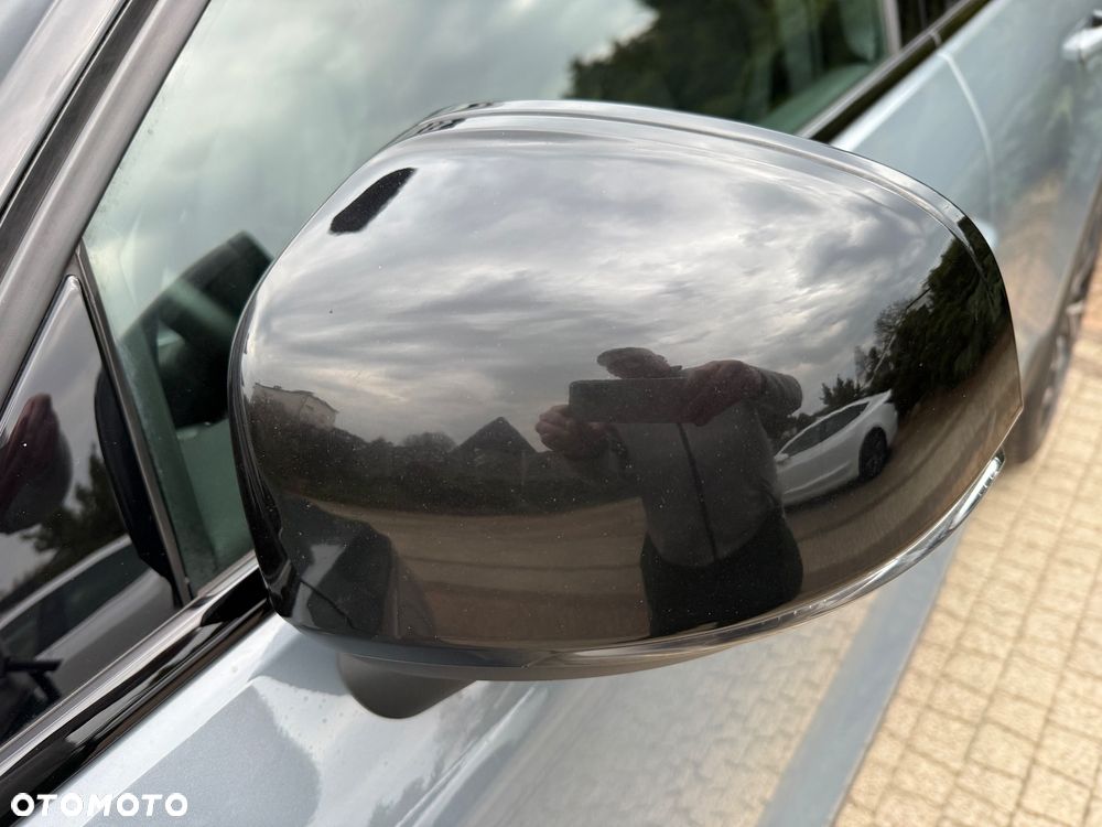 Volvo XC 40 B4 B DKG Ultra Dark - 9