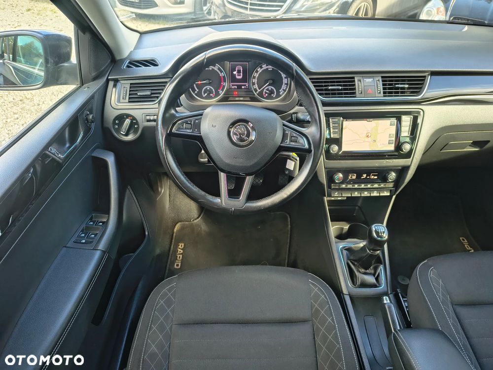 Skoda RAPID 1.0 TSI Style - 23