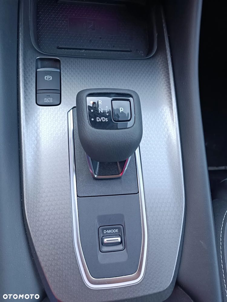 Nissan Qashqai - 12