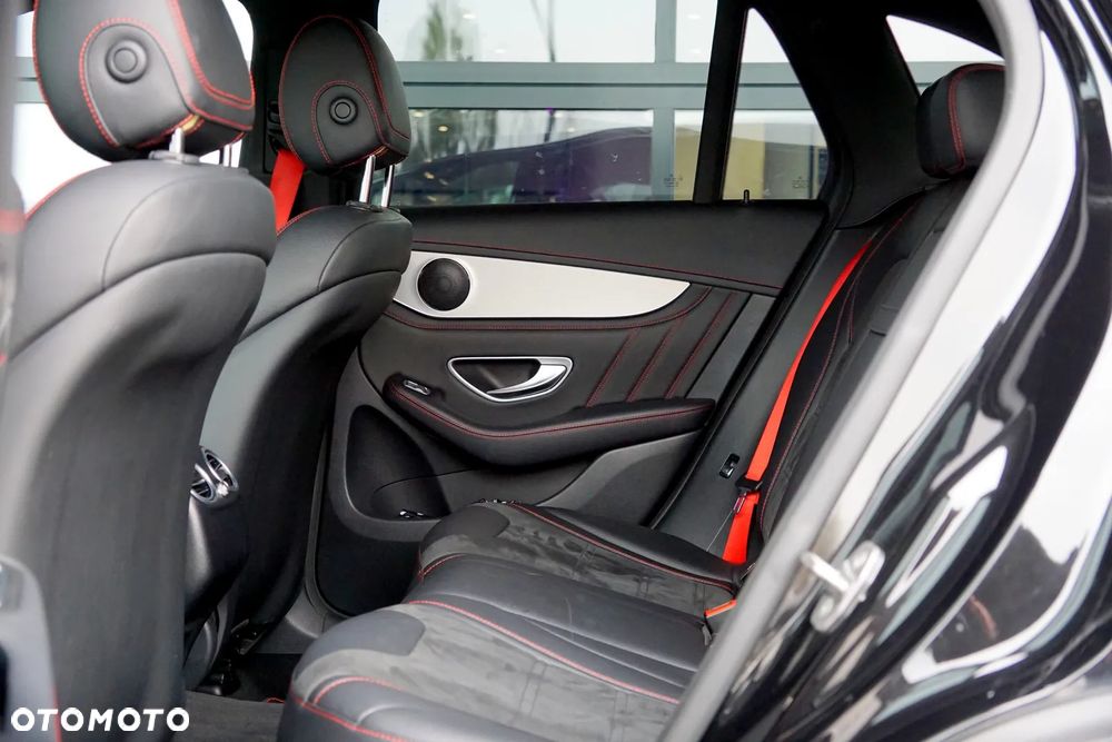 Mercedes-Benz GLC AMG 43 4Matic 9G-TRONIC - 19