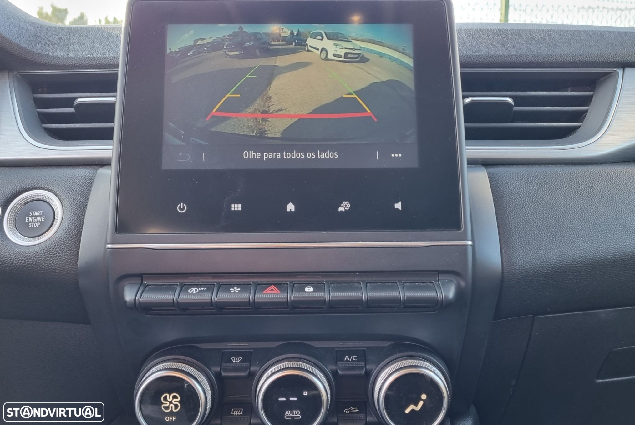 Renault Captur - 10