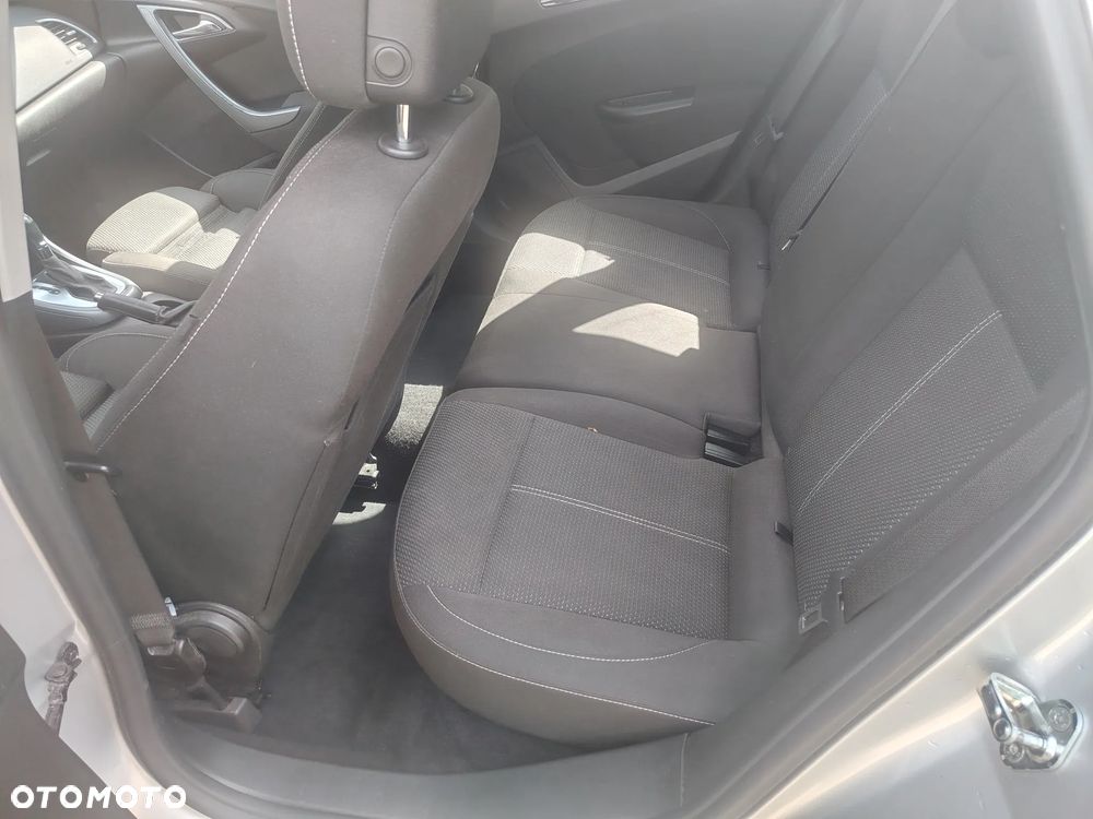 Opel Astra - 9