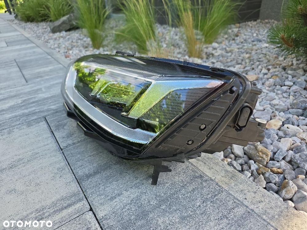 AUDI A5 S5 8W6 F5 B9 Lampa lewa przód Full Led Dynamic 8W6941033D 2017 - 4
