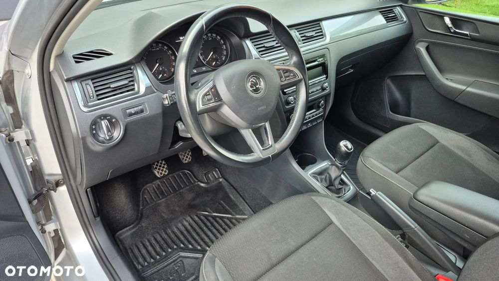 Skoda RAPID - 7