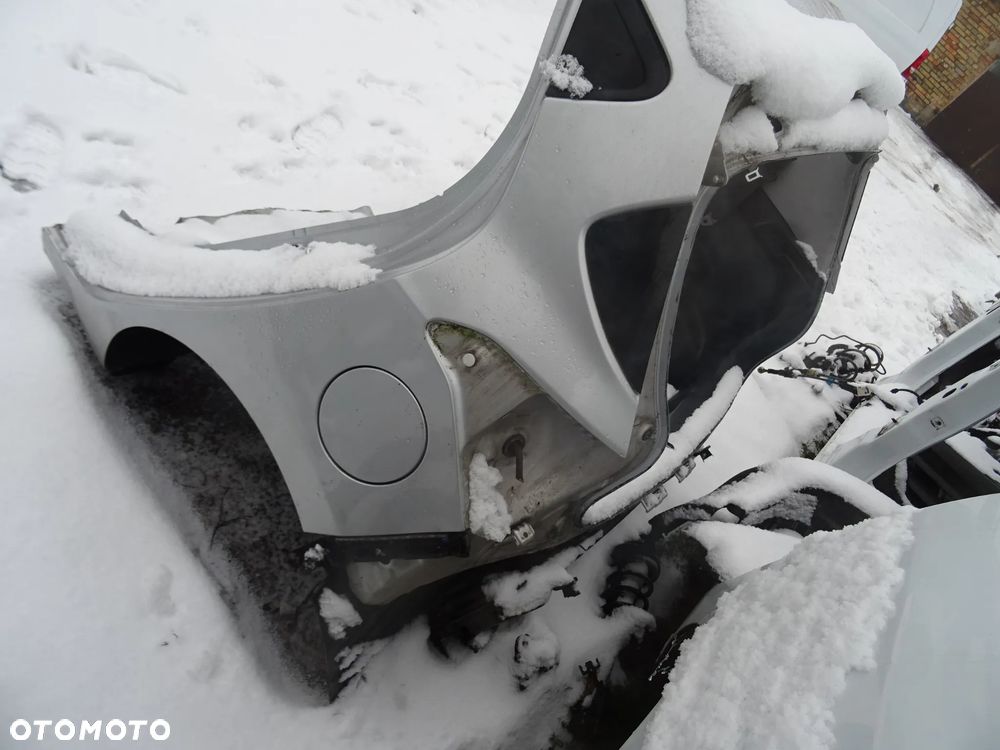 Hyundai i10 ll PAS TYLNY PAS  KUFER BAGAZNIK PODLOGA BLOTNIK CZESCI ROZNE - 4