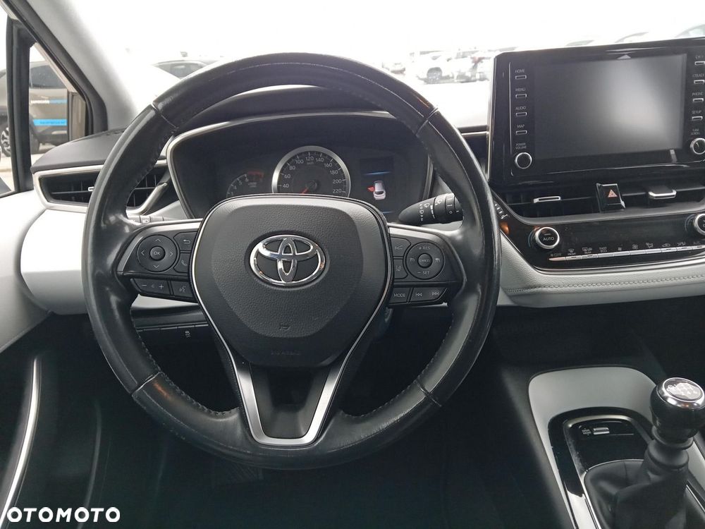 Toyota Corolla - 17