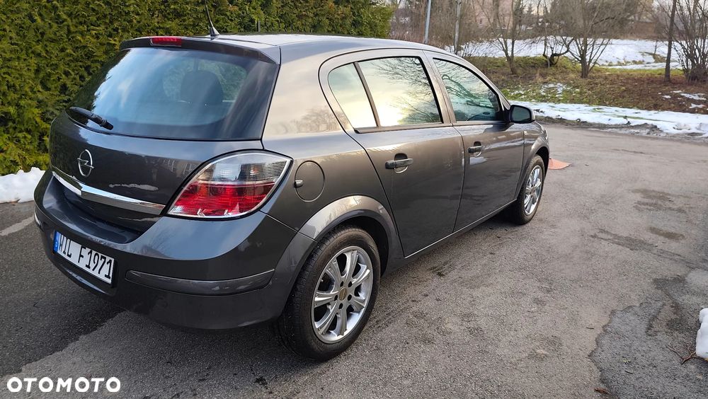 Opel Astra 1.6 Active - 10