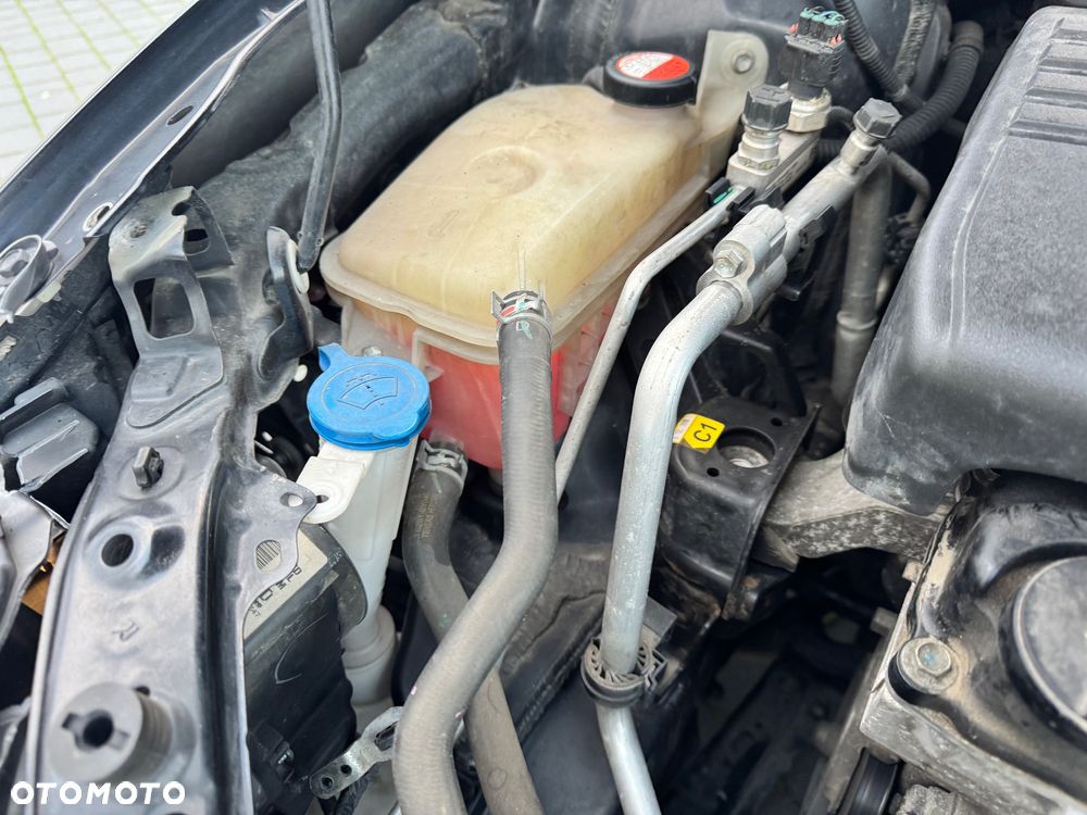 Toyota Auris 1.33 VVT-i Comfort - 13