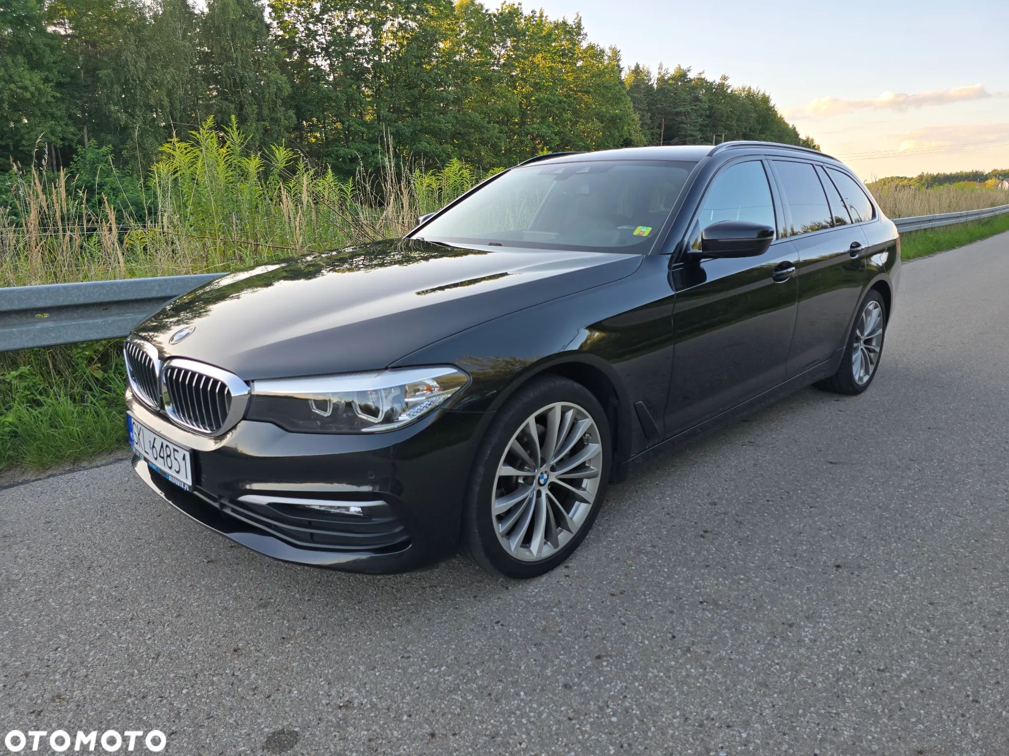 BMW Seria 5 520d Touring M Sport Edition - 1