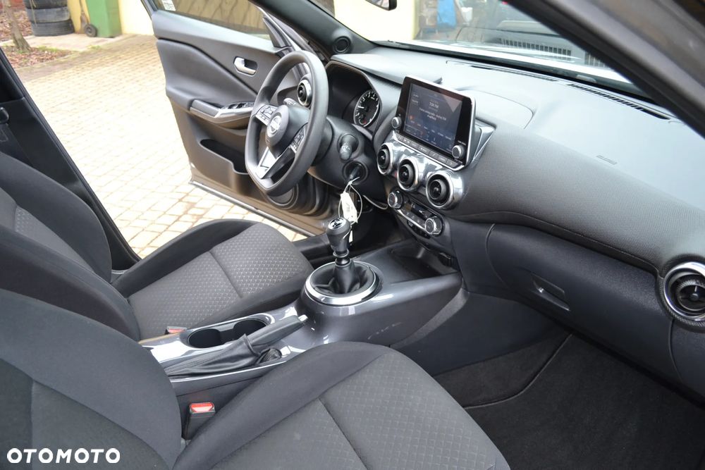 Nissan Juke 1.0 DIG-T Acenta - 9